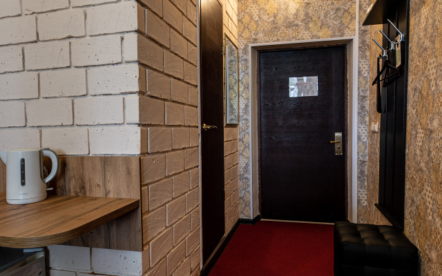 1st Train Hotel