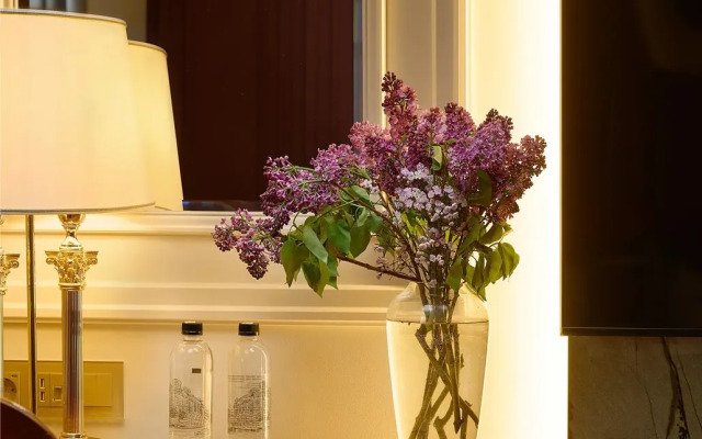 Отель Гранд Отель Эмеральд