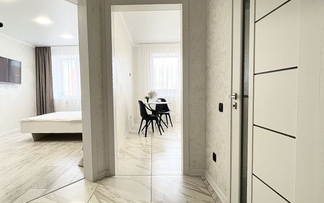 Lux V Novom Dome Apartments