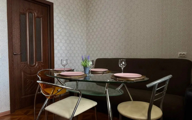 Avrora Komsomolskaya 89, Tsentr Flat