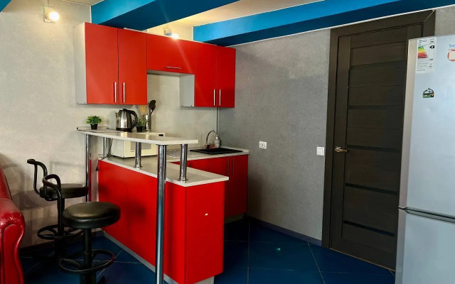 Частный дом двухэтажный на 1-й Лесной улице 1