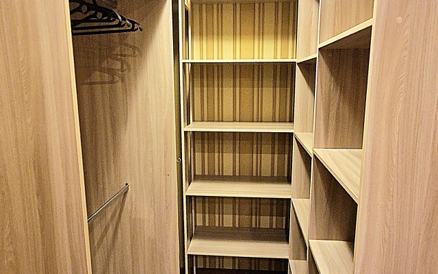 Na Latyshskikh Strelkov 45 Apartments