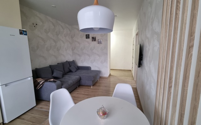 Na Baydukova Flat