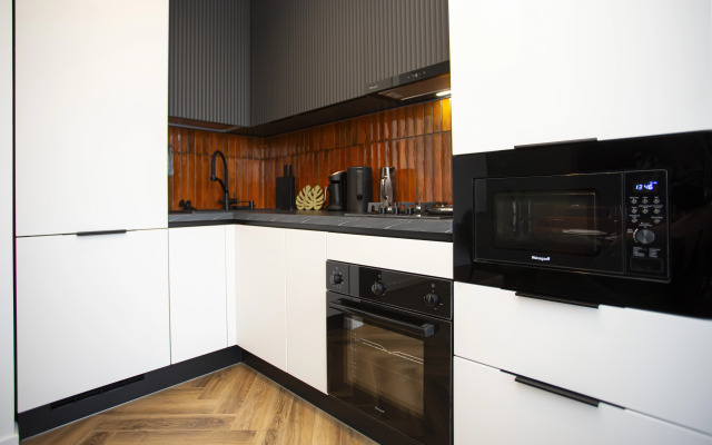 Svetlaya Prostornaya Na Varakina Flat