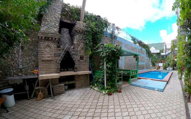 Irina-Gold Guest House