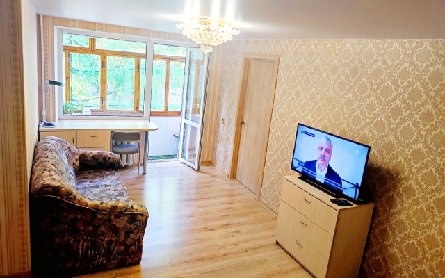 Uyutny Ugolok v Udobnom Meste №2 (Dvushka) Flat