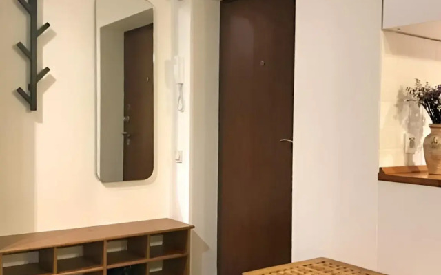 Na Shirokoy u Meteora Flat