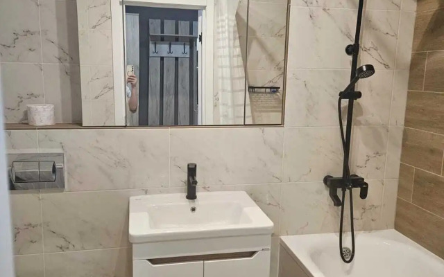 Na Andreya Korenevskogo 7 Apartments