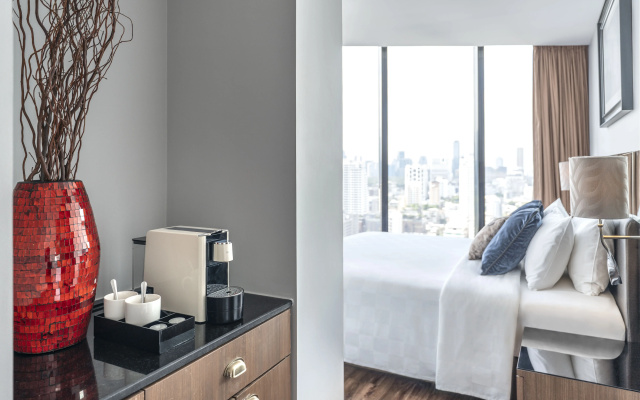 The Continent  Sukhumvit / Asok BTS Bangkok by Compass Hospitality