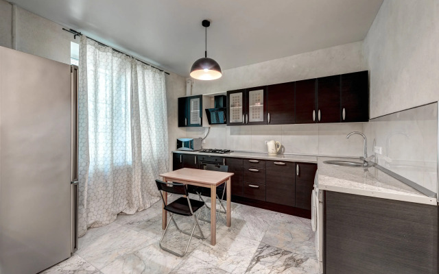 Апартаменты Подвойского 10