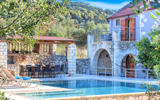 Cretan Lux Villa