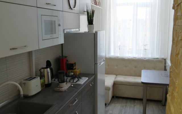 Lenina 12 Apartments