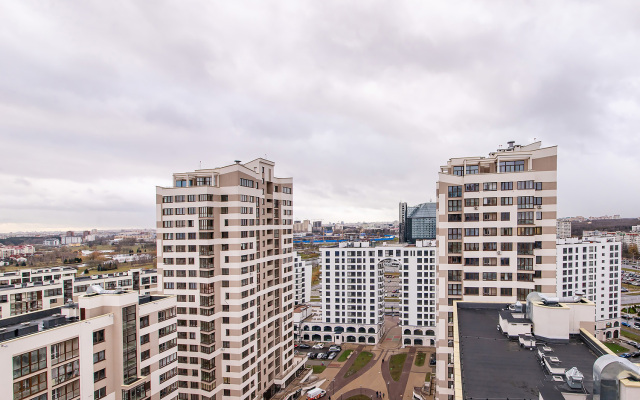 S Otdelnoj Spalnej I Krasivyim Vidom Mayak - Minska Apartments