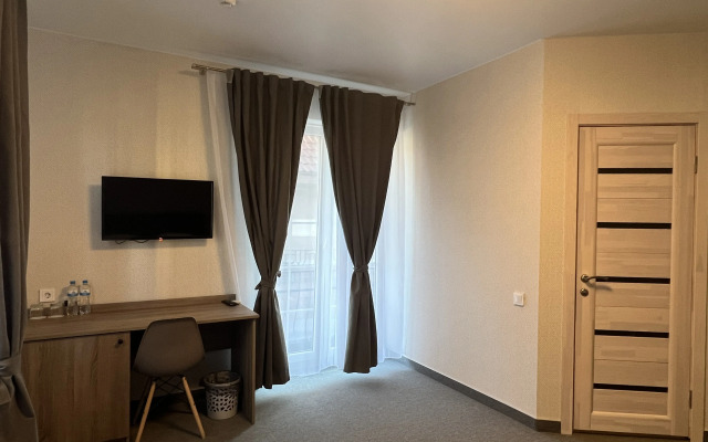 Astra Guest house