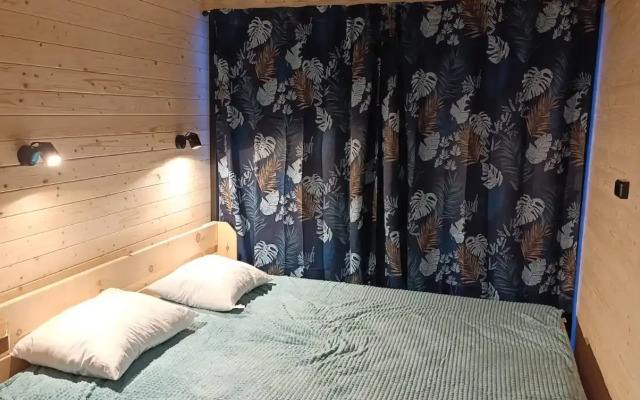 Guest house Mini Domik Dlya Dvoikh Light House