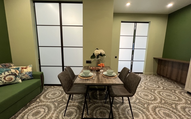 Квартира двухкомнатная Крымская 22