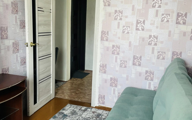 Квартира Трехкомнатная на Угольщиков, 28