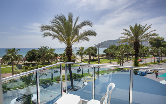 Arsi Enfi City Beach Hotel