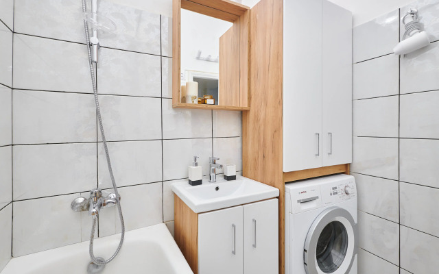 GM Tihaya i uyutnaya Trekhkomnatnaya na Krasnopresnenskoj naberezhnoj Apartments