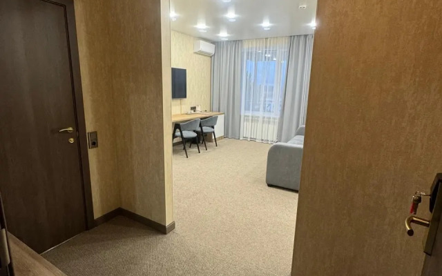 Kristall Hotel