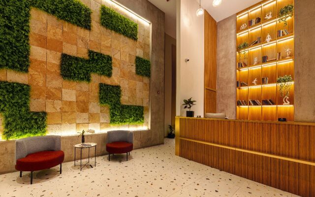 Next Green Aparthotel Official
