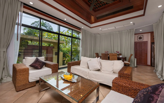 RAAS 3br, Private Pool|Naiharn Beach Villa