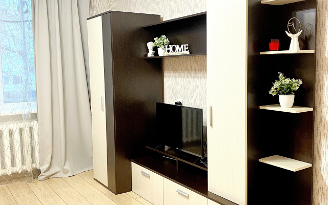 Апартаменты 2х Комнатные на Маршала Конева 4А