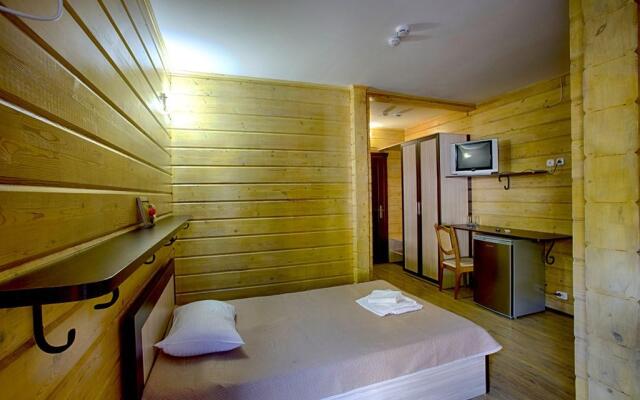 Griffon Hotel