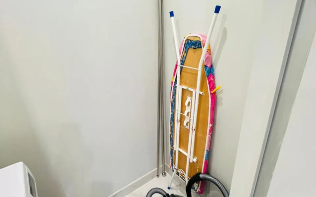 Dvukhurovnevye S Basseynom Na Territorii San-Marino Apartmen