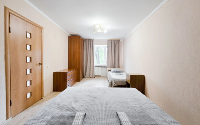 Квартира Двухкомнатная на Курчатова 1