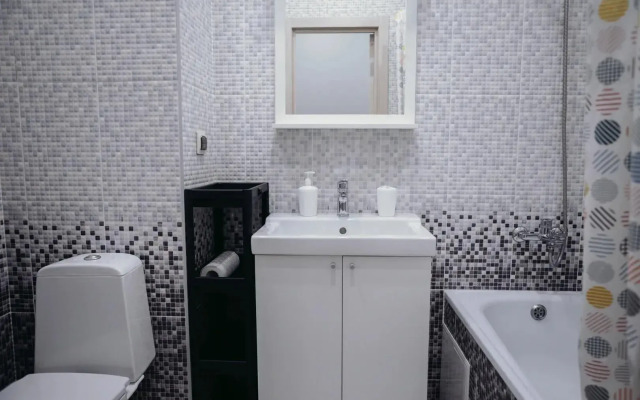 V Novom Zhk Zhyul-Vern Flat
