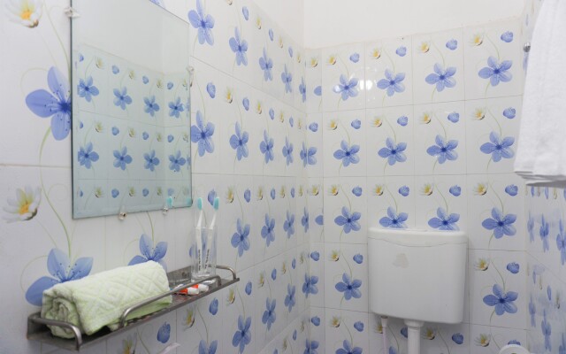 White House International Residential Hotel