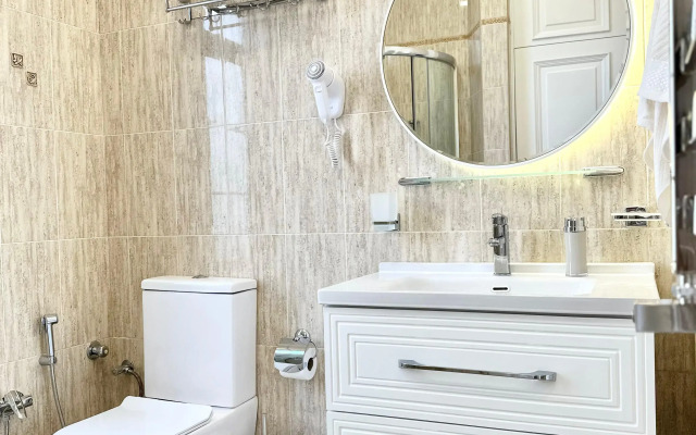 Апартаменты HISTORY 1888 Сentral Apartment & Excursions