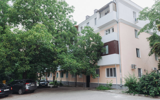 Kurortny Dvor U Poyuschikh Fontanov Apartments
