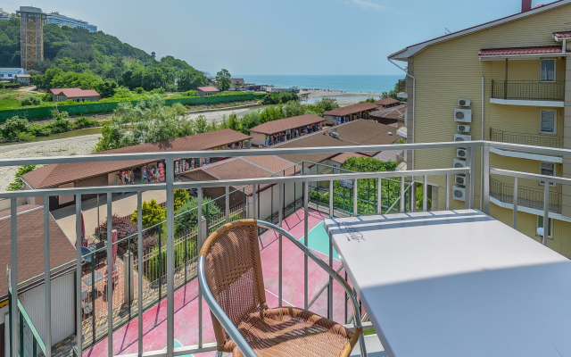 Отель Черноморье