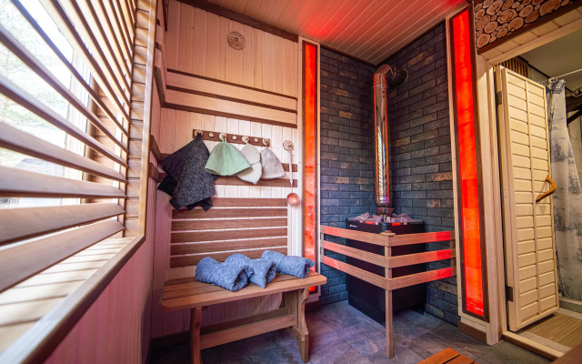 HappyInn Guest House