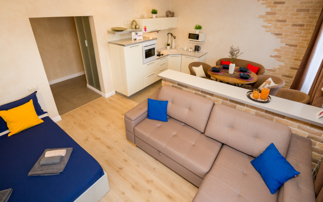 V Lisikhe Apartments