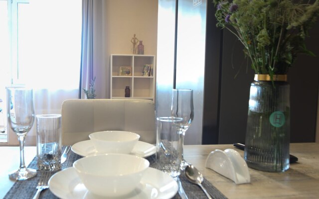 Two-Room Flat on strelkova d. 8