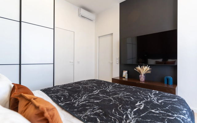Dvuhehtazhnye Apartamenty s otkrytoj terrasoj na Stachek 62