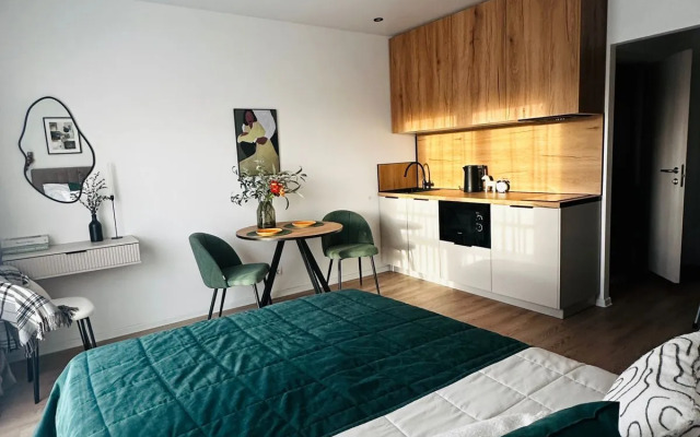 Квартира студия с балконом