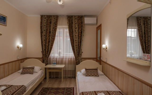 Alpinist Hotel
