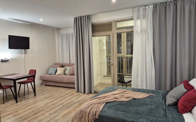 Квартира Студия с Теплой Лоджией у ТЦ Веер-Молл