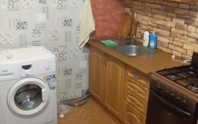 Апартаменты 1 комнатная квартира Циолковского 38 кореновск