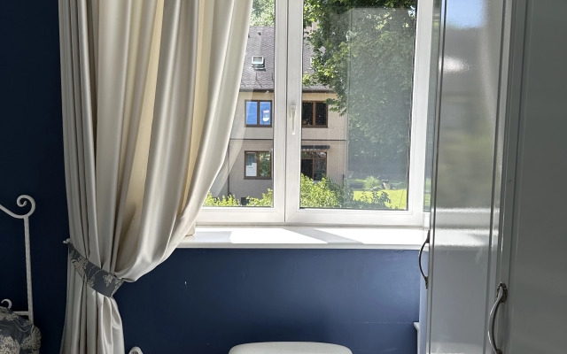 Taunkhaus S Zonoy Otdykha I Mangalom U Parka Private house