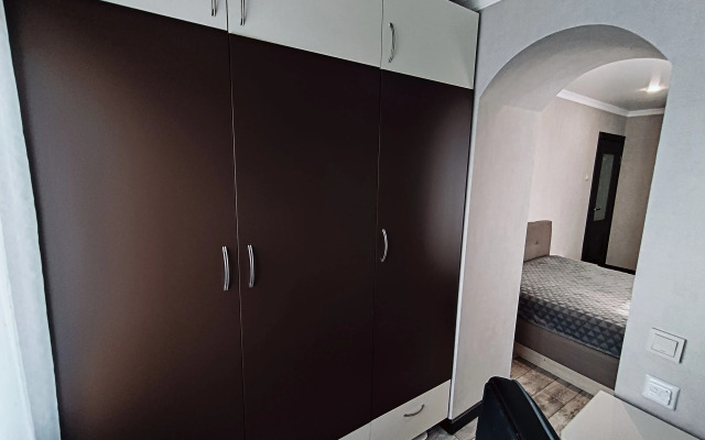 Dvukhkomnatnaya Na Barrikadnoy Flat