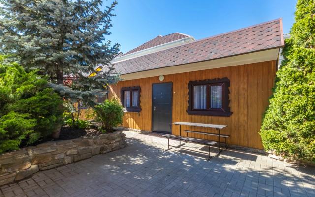 Ryzhiy Ap na Morskoy Recreation Center