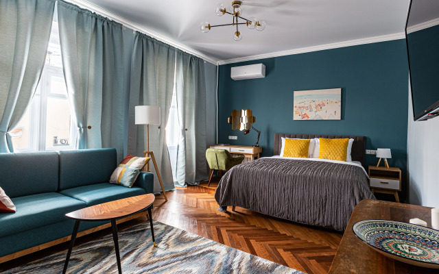 Квартира с балконом у Мариинского театра