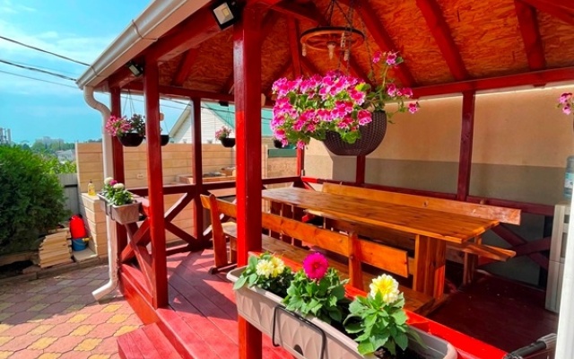 Izumrud Khaus Guest house