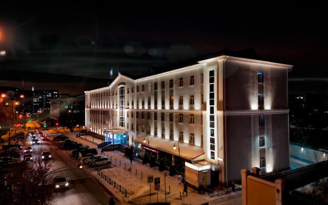 Green Park Hotel