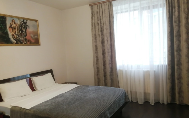 Dvushka Na Naberezhnoy Flat